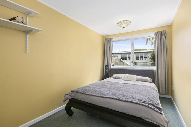 Photo of property in 324 Bay View Road, South Dunedin, Dunedin, 9012