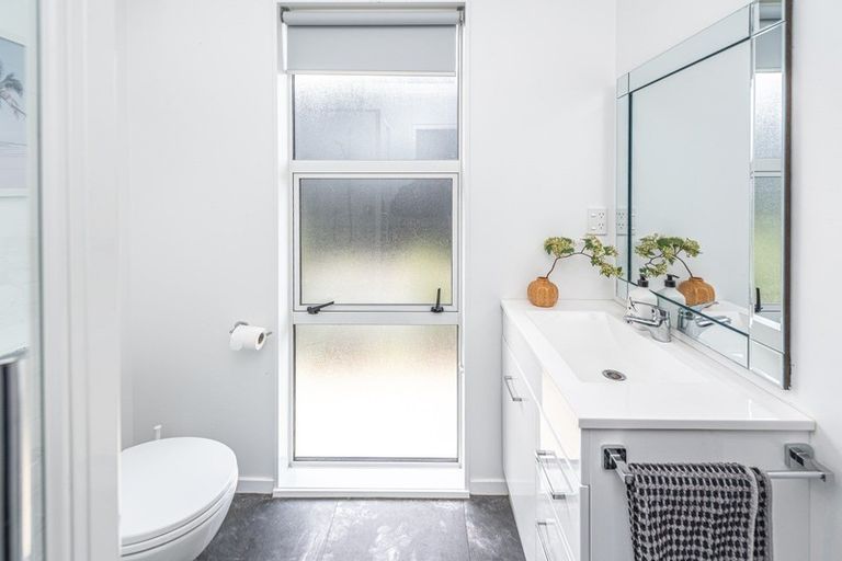 Photo of property in 5 Toi Street, Tawhero, Whanganui, 4501