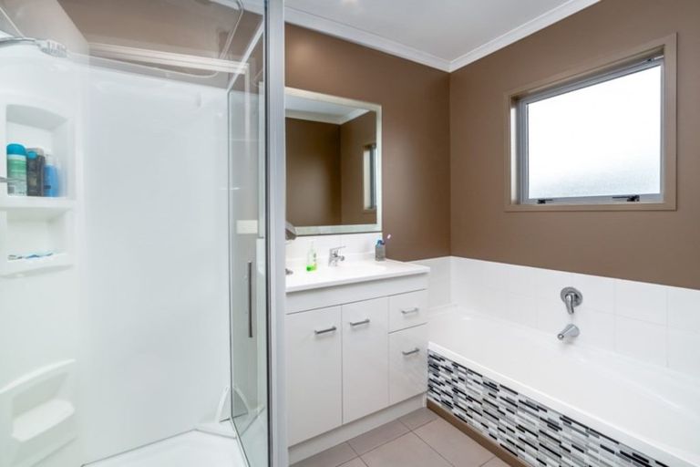 Photo of property in 118 Solway Crescent, Solway, Masterton, 5810