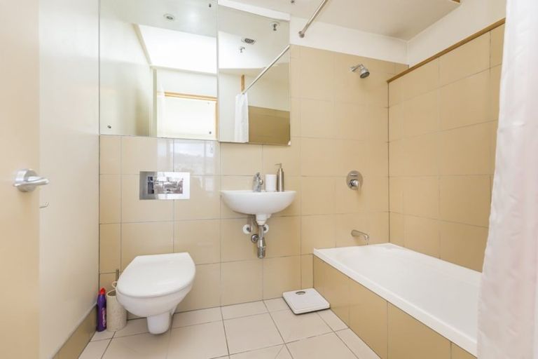 Photo of property in First House Apartments, 13/4 Frederick Street, Te Aro, Wellington, 6011