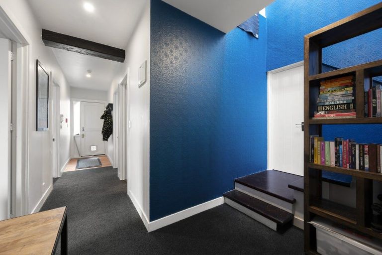 Photo of property in 1/12 Little George Street, Thorndon, Wellington, 6011