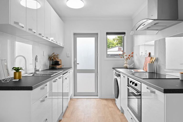 Photo of property in 2/10 Avon Street, Frankton, Hamilton, 3204