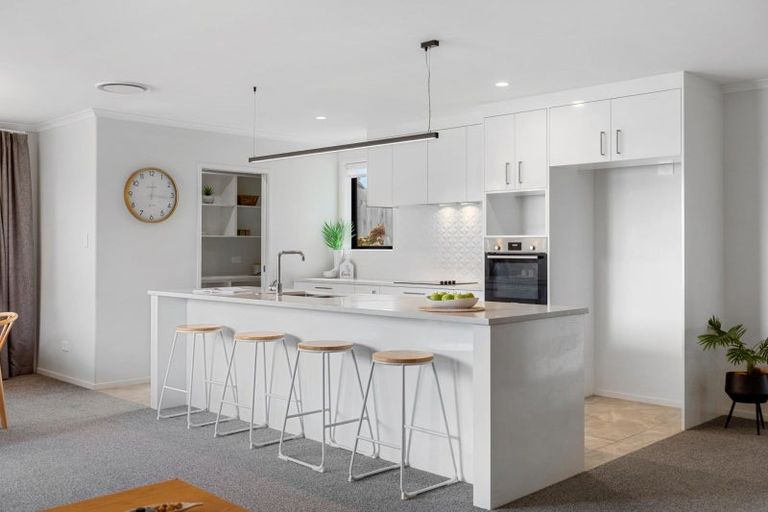 Photo of property in 12 Cowell Crescent, Pyes Pa, Tauranga, 3112