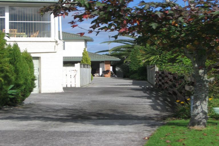 Photo of property in 2/10 Williams Avenue, Pakuranga, Auckland, 2010
