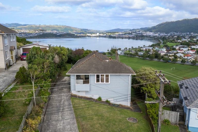 Photo of property in 20 Spur Grove, Titahi Bay, Porirua, 5022