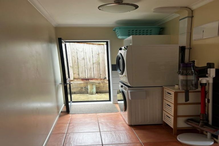 Photo of property in 11 Rangiora Avenue, Roslyn, Palmerston North, 4414