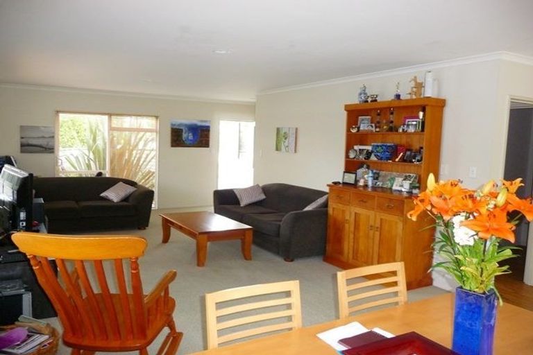 Photo of property in 3/148 Brightside Road, Stanmore Bay, Whangaparaoa, 0932