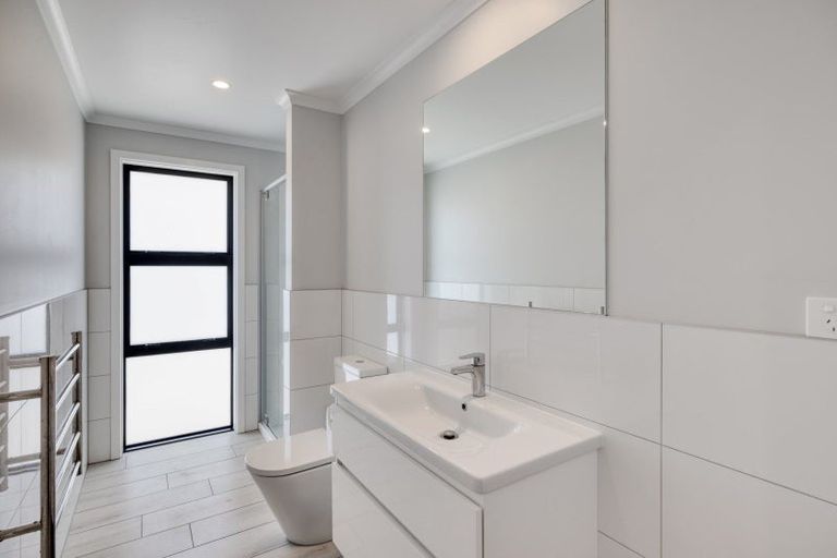 Photo of property in 2 Lion Place, Papamoa, 3118