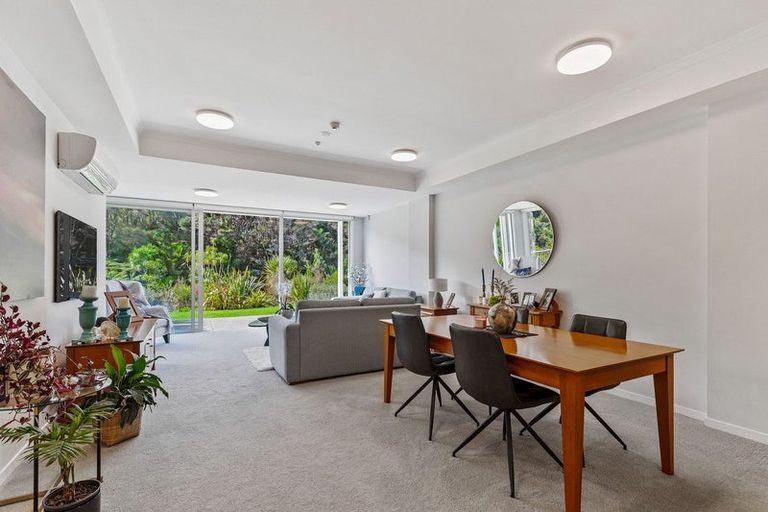 Photo of property in 126 Eaves Bush Parade, Orewa, 0931