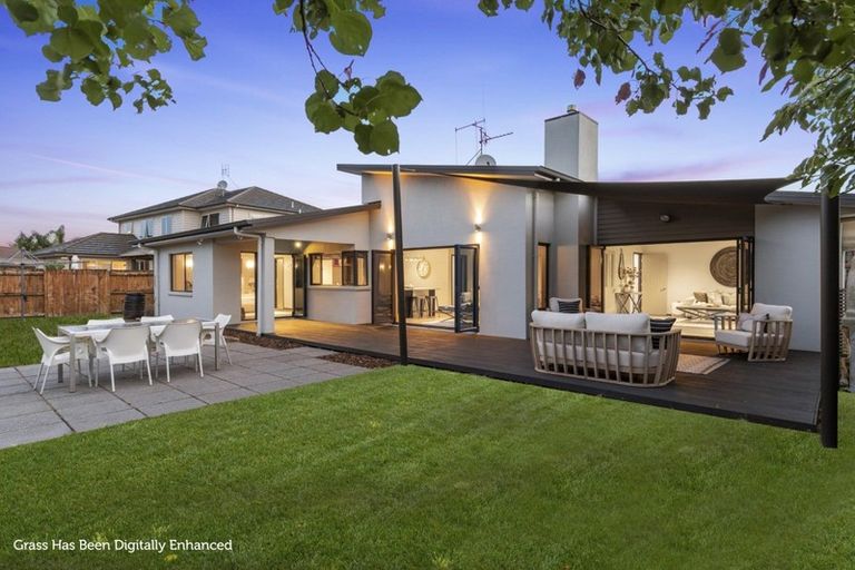 Photo of property in 10 Koro Mews, Papamoa Beach, Papamoa, 3118