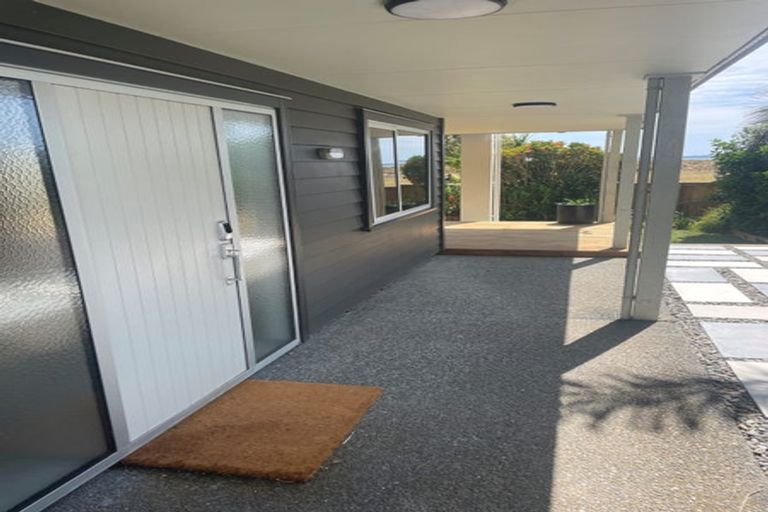 Photo of property in 1163 Papamoa Beach Road, Papamoa Beach, Papamoa, 3118