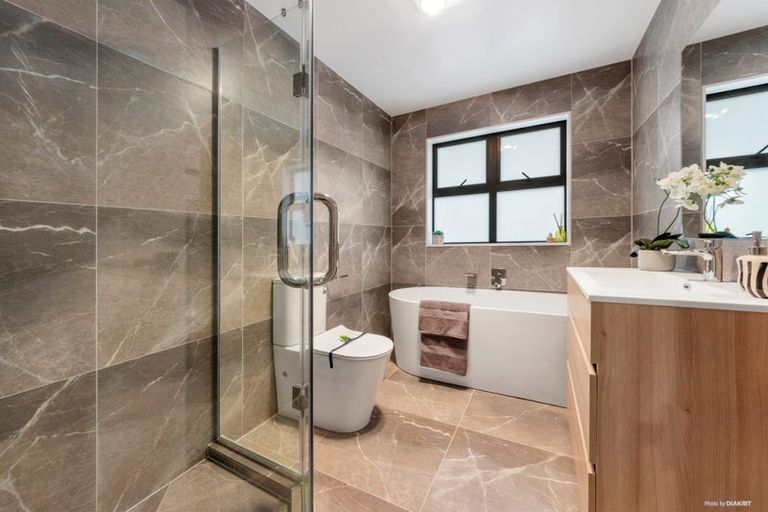 Photo of property in 8 Kilcadden Drive, Flat Bush, Auckland, 2019