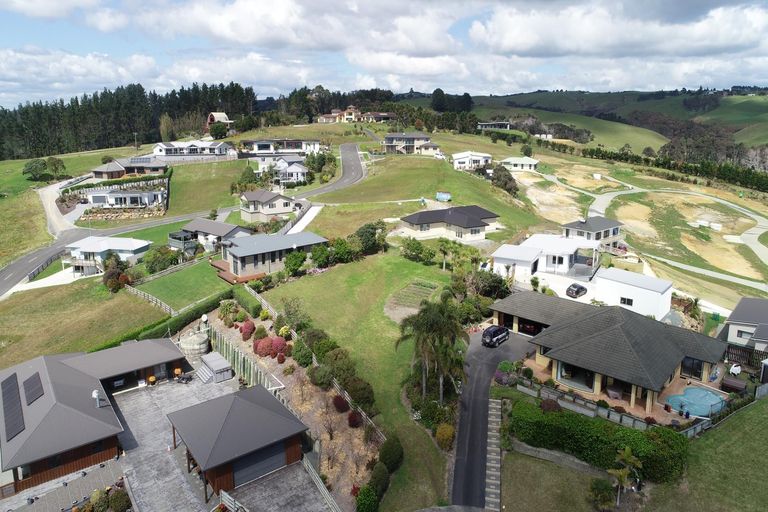 Photo of property in 9 Oden Hill, Coopers Beach, 0420