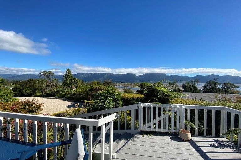 Photo of property in 25 Gibbs Road, Collingwood, 7073