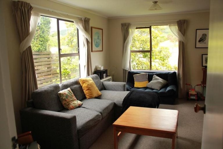 Photo of property in 5a Orange Grove, Churton Park, Wellington, 6037