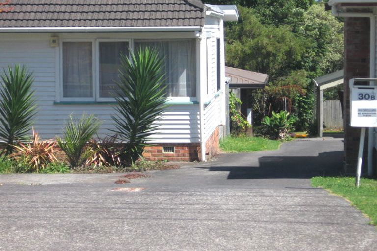 Photo of property in 2/30 Elliott Avenue, Bayview, Auckland, 0629