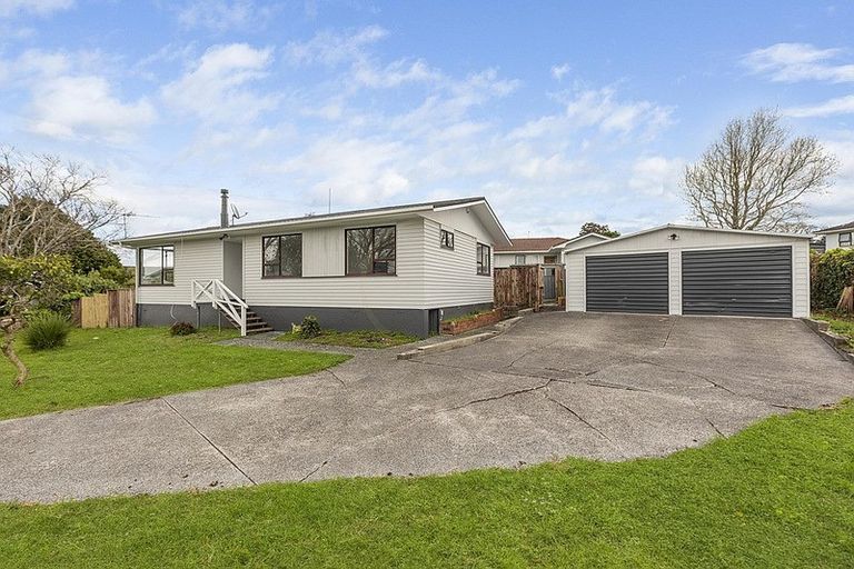 Photo of property in 25 Carter Place, Manurewa, Auckland, 2102