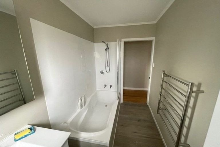 Photo of property in 14 Liverpool Street, Papakura, 2110