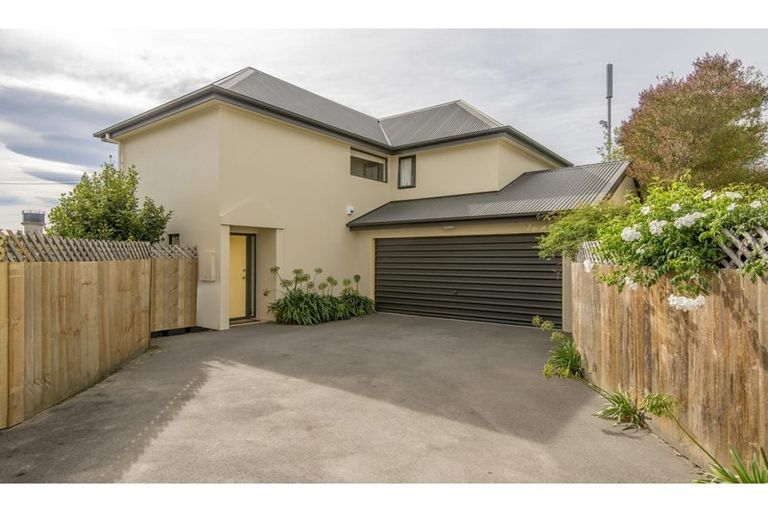 Photo of property in 4/2 Leamington Street, Addington, Christchurch, 8024
