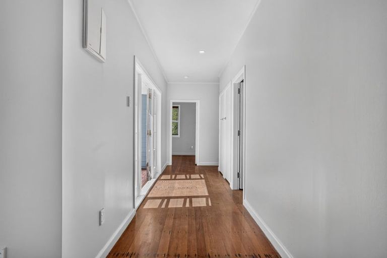 Photo of property in 960a Oneriri Road, Kaiwaka, 0573