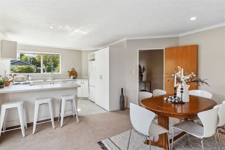 Photo of property in 11 Kotare Street, Fendalton, Christchurch, 8041