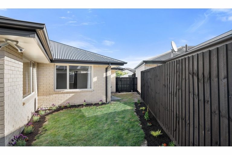 Photo of property in 4 Somerville Crescent, Aidanfield, Christchurch, 8025