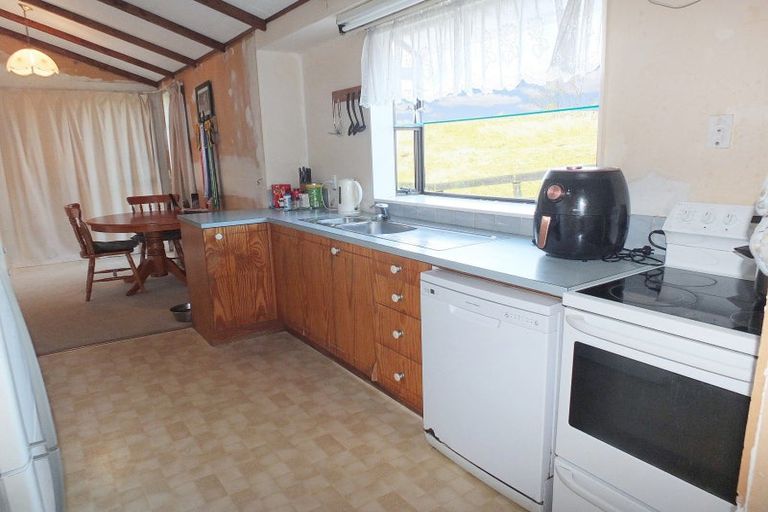 Photo of property in 282 Hickford Road, Foxton, 4891