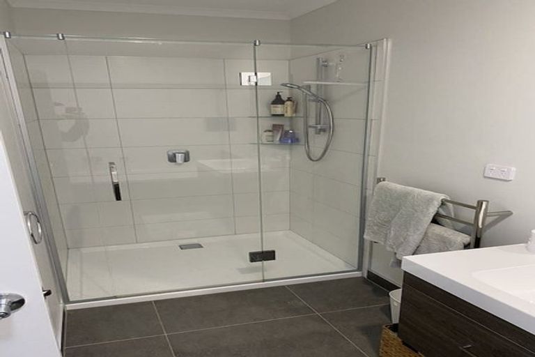 Photo of property in 22 Taitonga Lane, Stanmore Bay, Whangaparaoa, 0932