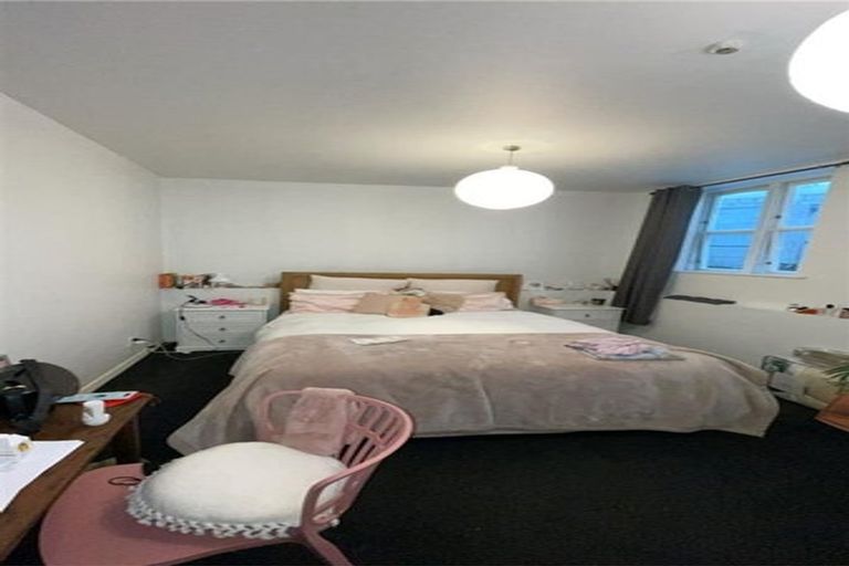 Photo of property in 52 Ellice Street, Mount Victoria, Wellington, 6011