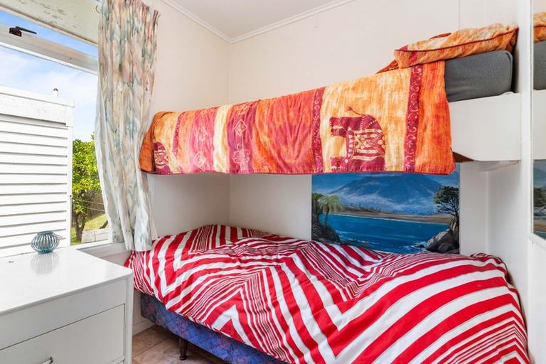 Photo of property in 115 Sylvia Road, Whangamata, 3620
