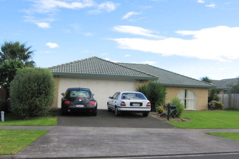 Photo of property in 13 Glanworth Place, Dannemora, Auckland, 2016