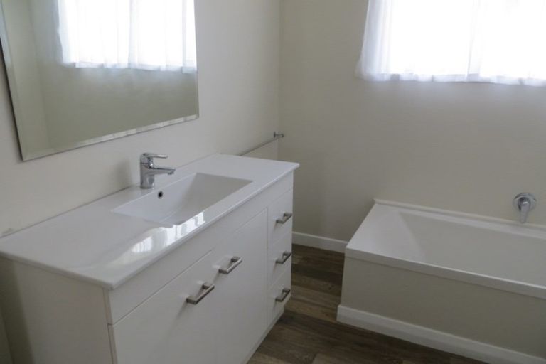 Photo of property in 29 Aroha View Avenue, Te Aroha, 3320