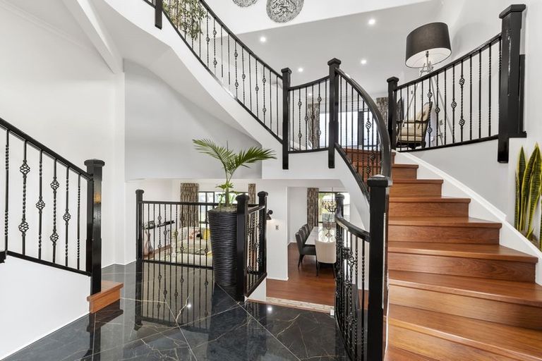 Photo of property in 27 Byblos Place, The Gardens, Auckland, 2105