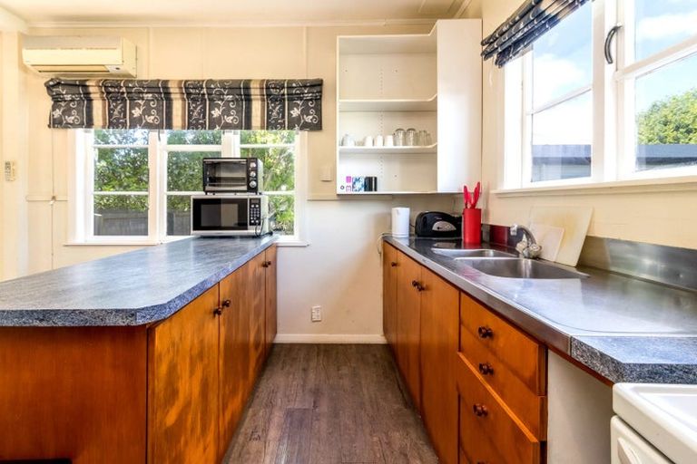 Photo of property in 15 Attlee Crescent, Bryndwr, Christchurch, 8053