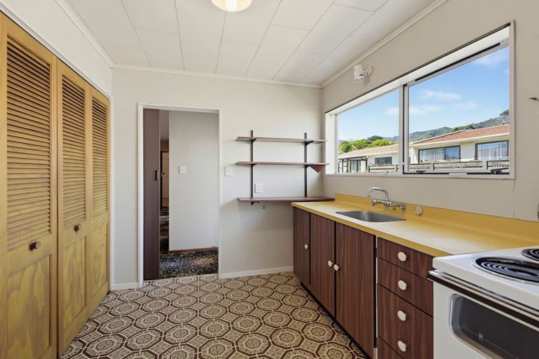 Photo of property in 34a Kanawa Street, Waikanae, 5036