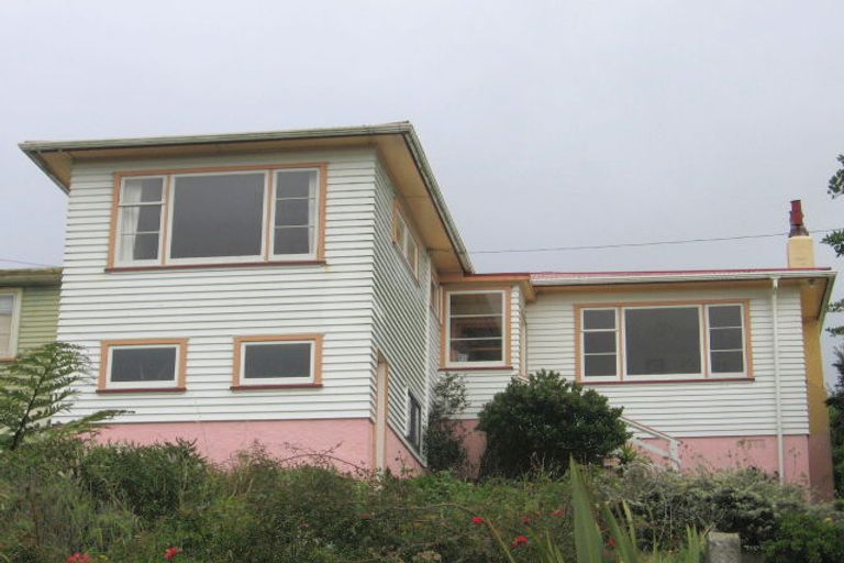 Photo of property in 4 Pollen Street, Johnsonville, Wellington, 6037