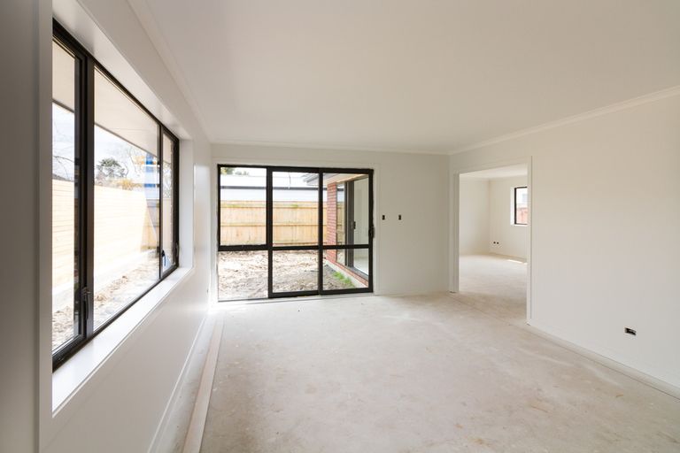 Photo of property in 37 Karina Terrace, Roslyn, Palmerston North, 4414