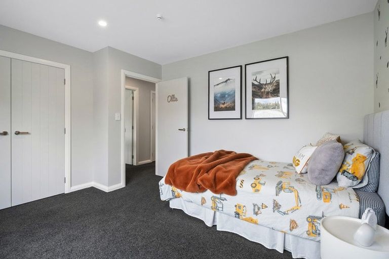 Photo of property in 34 Freedom Drive, Kelvin Grove, Palmerston North, 4414
