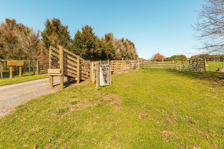 Photo of property in 154 Kaharoa Road, Hamurana, Rotorua, 3096