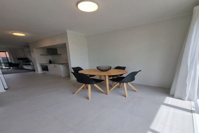 Photo of property in 76 Rahopuru Road, Westgate, Auckland, 0614