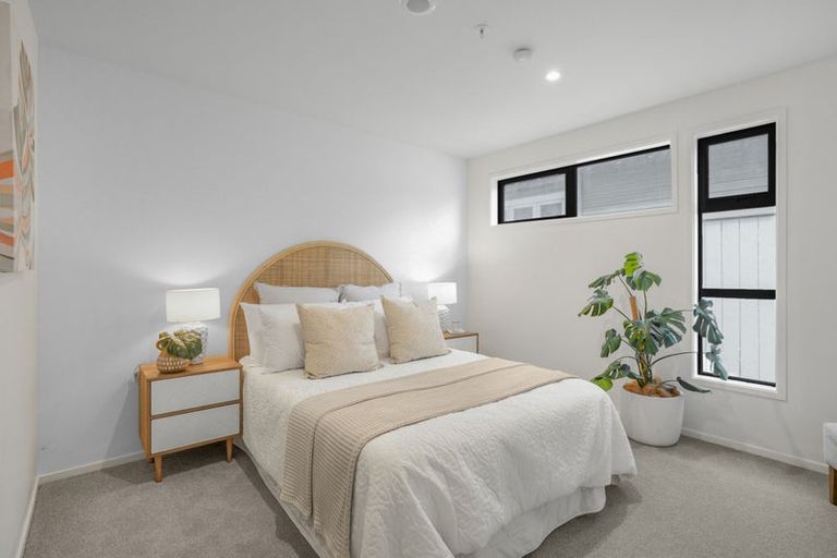 Photo of property in 1/200 Knights Road, Hutt Central, Lower Hutt, 5011