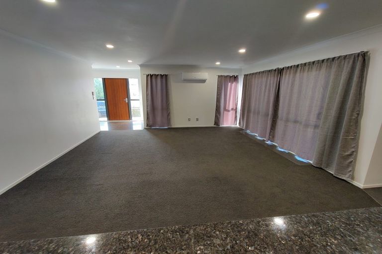 Photo of property in 86a Opaheke Road, Opaheke, Papakura, 2113