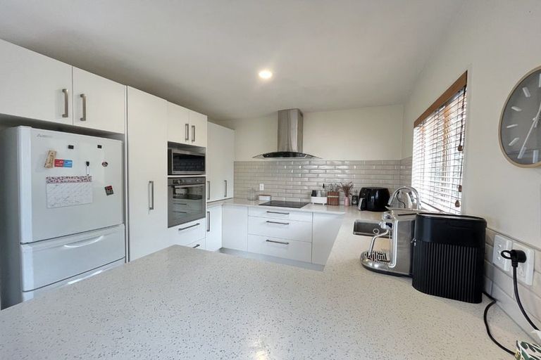 Photo of property in 3/57 Gladstone Road, Northcote, Auckland, 0627