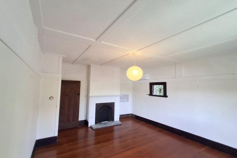 Photo of property in 36 Lawrence Street, Newtown, Wellington, 6021
