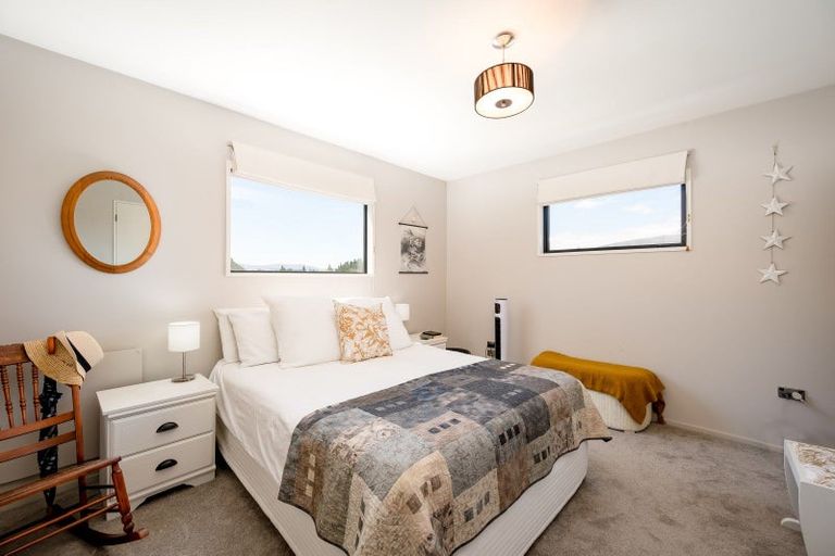 Photo of property in 16 Plantation Road, Wanaka, 9305