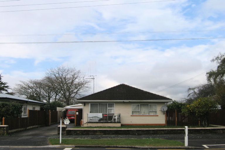 Photo of property in 8 Vardon Road, St Andrews, Hamilton, 3200