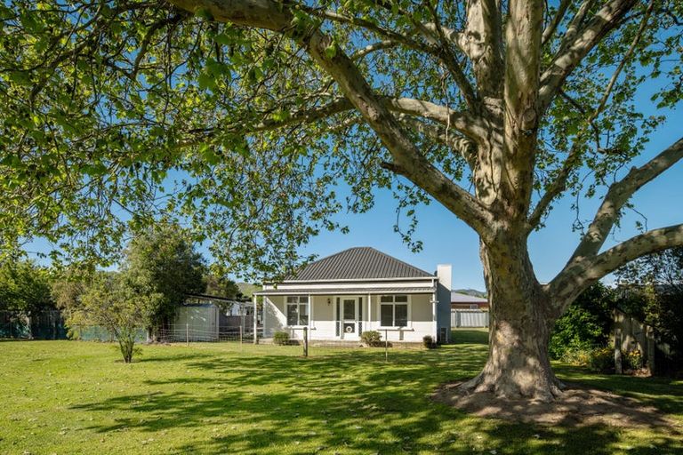 Photo of property in 25 Taylor Pass Road, Witherlea, Blenheim, 7201