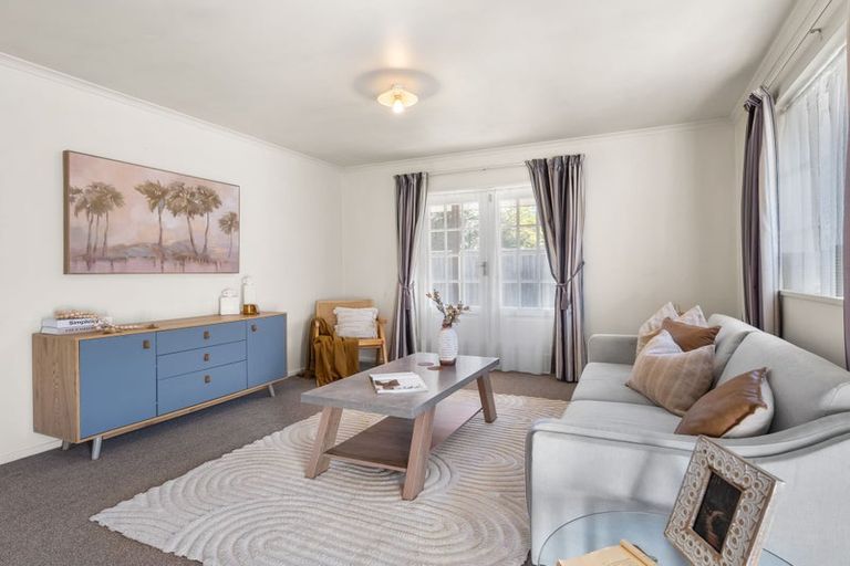 Photo of property in 151 Yaldhurst Road, Sockburn, Christchurch, 8042