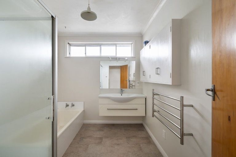 Photo of property in 425 Makerua Road, Tokomaru, 4474
