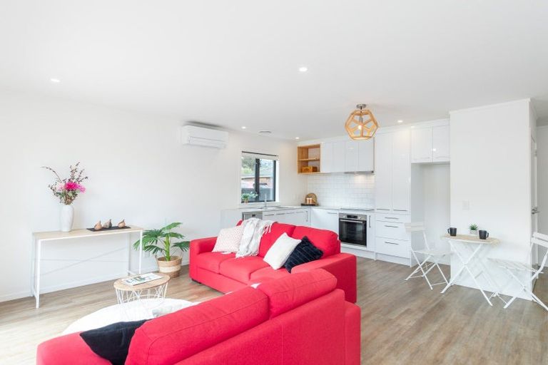 Photo of property in 74e Gibbons Street, Ebdentown, Upper Hutt, 5018